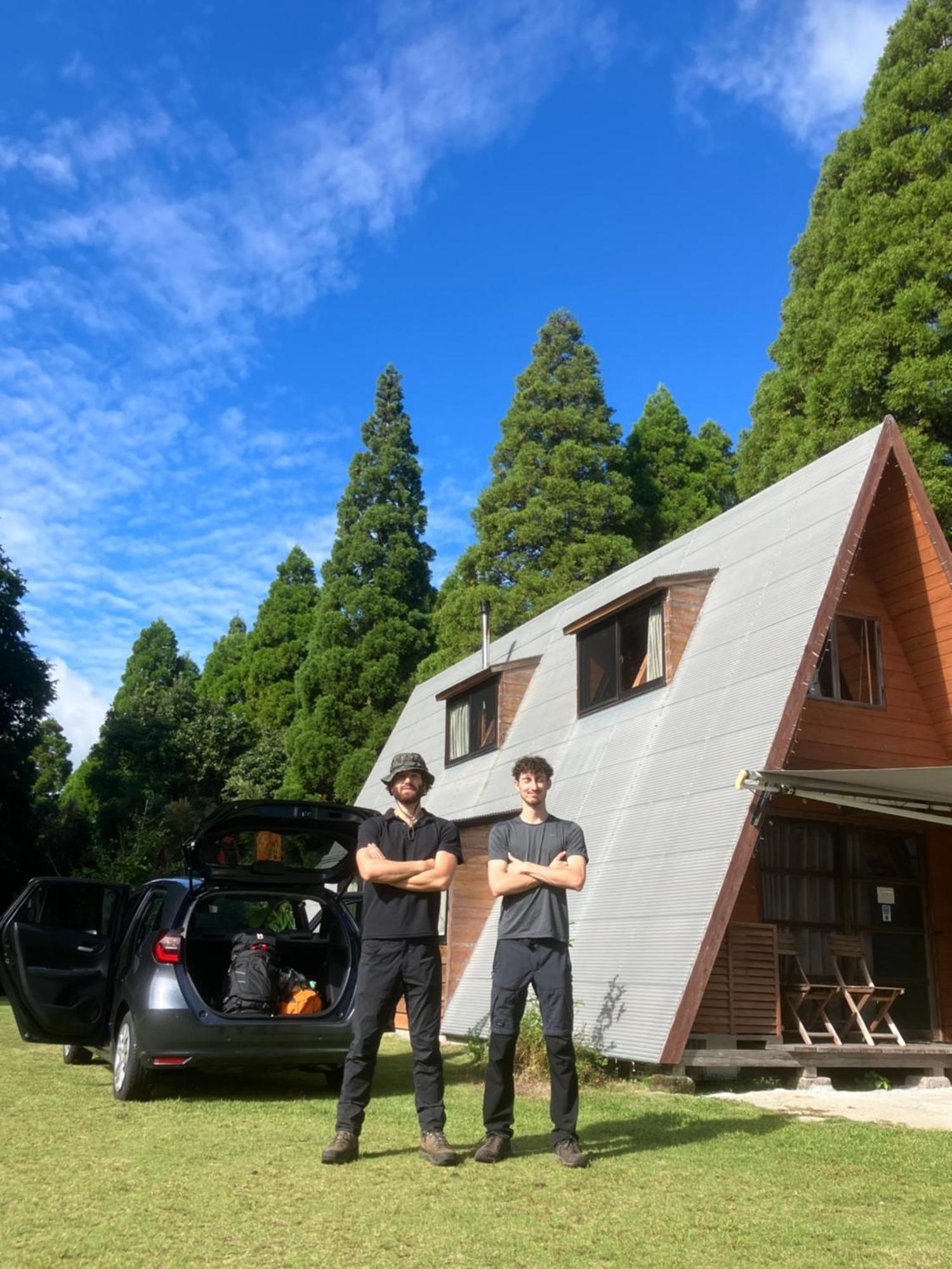 Guesthouse Coco Garage Kirishima Eksteriør bilde